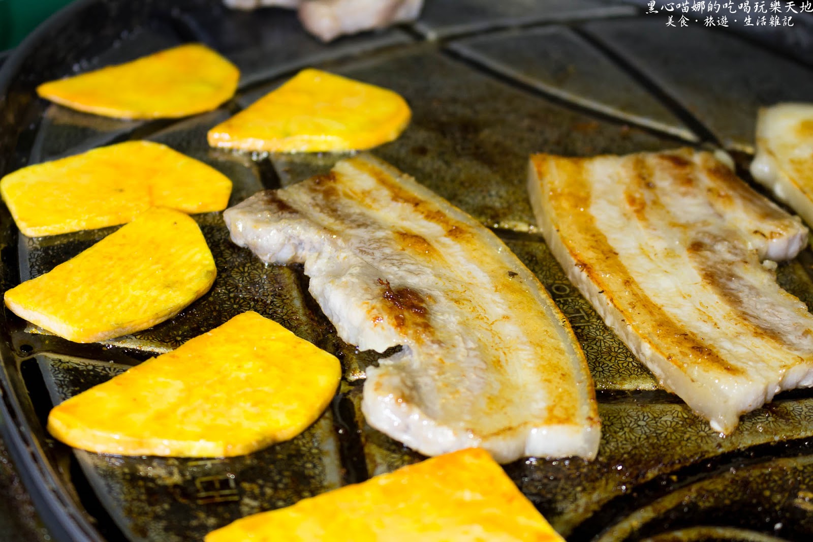 高雄前鎮︱油蔥酥韓國烤肉村　大口喝酒、大口吃肉！！專人烤肉不忙亂❤吃烤肉也能學韓語喲！！요정수 구이마을