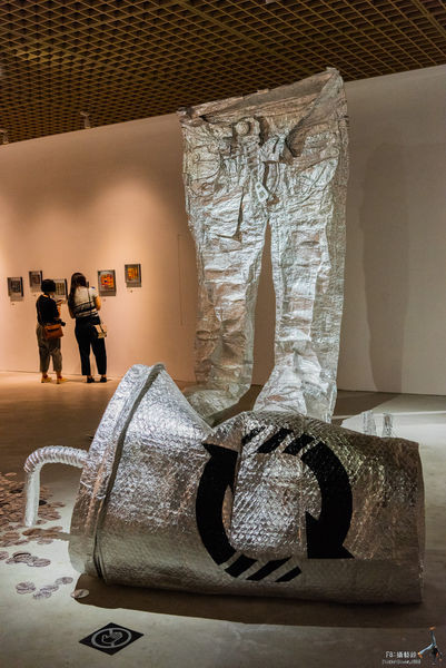 草間彌生又來了？來台中大里Dali Art 藝術廣場-TOKYO ILLUSION 東京幻境日本當代藝術展，就能飽覽日本新銳藝術家新潮創作及大師級草間彌生藝術創作。