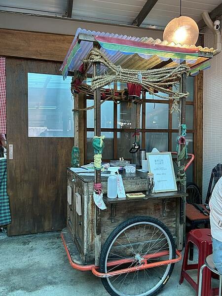 探索蝸牛巷美食「綠豆皮台式甜湯」，品嚐中西區最愛綠豆湯