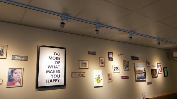 雨田+：雨田+ - 新店知名早午餐 四種起司組成的超爆漿豪華綜合起司土司怎麼可以錯過 悠閒假日的好去處