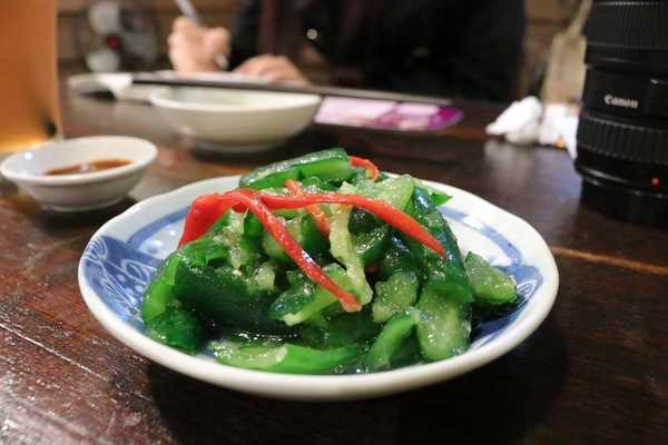 台灣鹿港囝仔：【彰化食記】鹿港的特色店家~台灣鹿港の子/台灣鹿港囝仔-人文生活館/原來是一家走復古風的滷味店吶/黃金麵懷舊遊樂園/舊街景