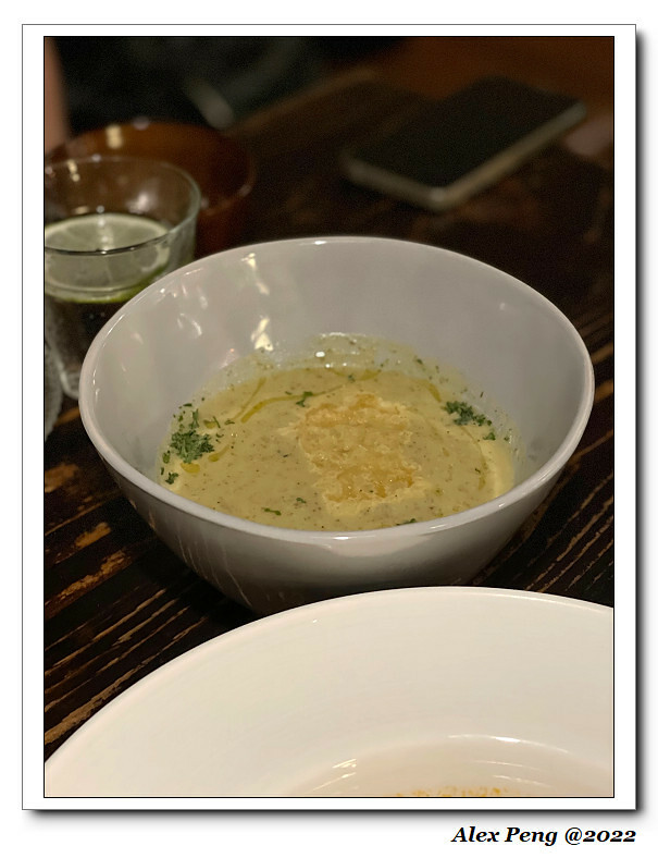 S__305233937 S__305233937