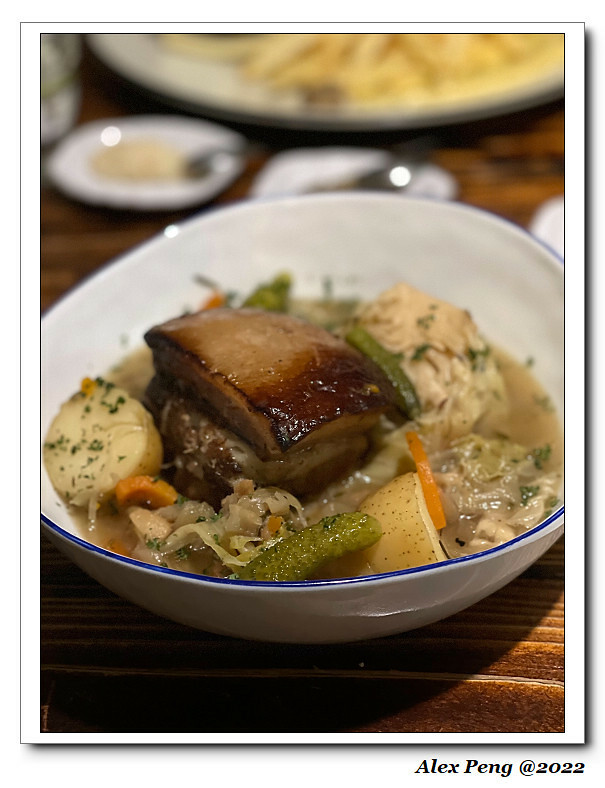 S__305233949 S__305233949