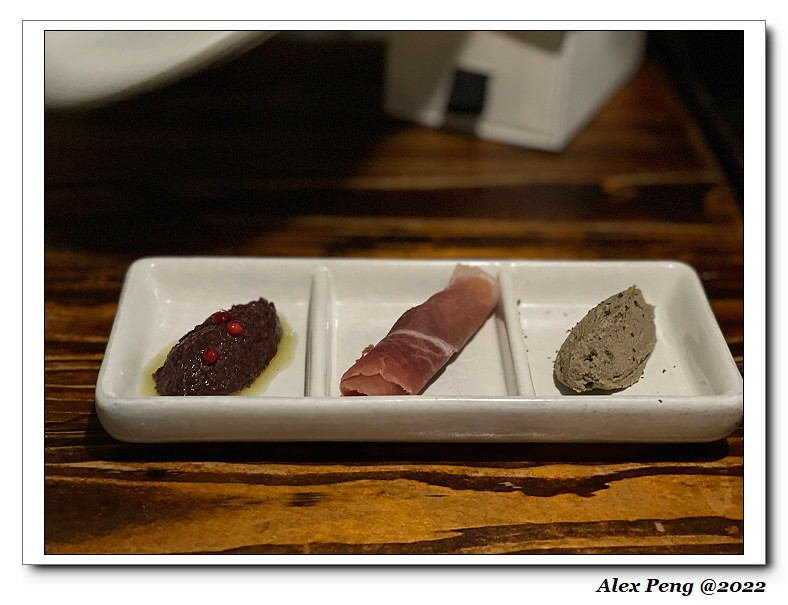 S__305233932 S__305233932