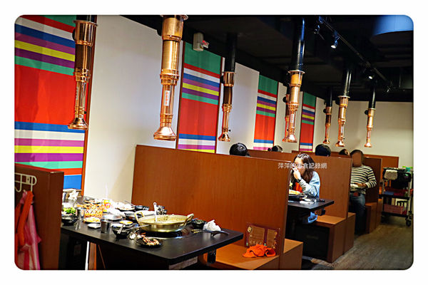 【新店美食】安妞韓國烤肉食堂 ~ 新店好吃的韓國烤肉❤️豬五花/馬鈴薯豬骨湯/韓式炸雞 - 捷運大坪林站