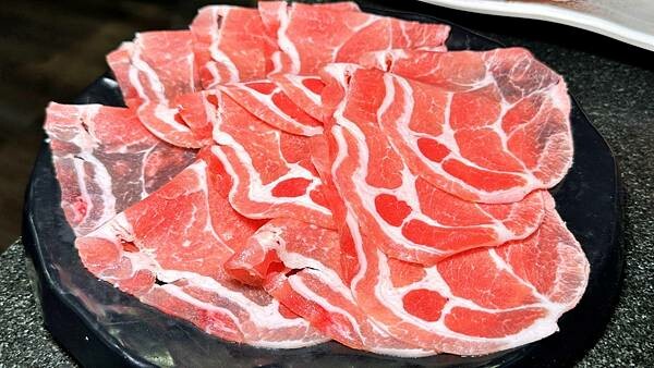 LINE_ALBUM_肉多多_230712_137