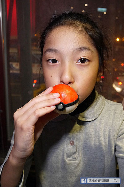 【鼎太極麻辣鍋】超炫女神火熖牛小排。四神獸湯底。台大麻辣鍋。捷運公館站麻辣鍋