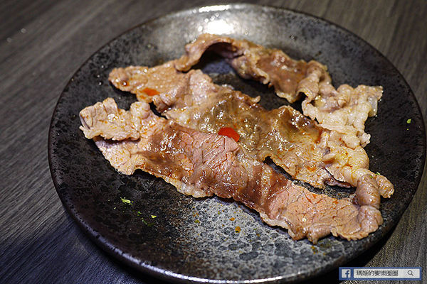 【鼎太極麻辣鍋】超炫女神火熖牛小排。四神獸湯底。台大麻辣鍋。捷運公館站麻辣鍋