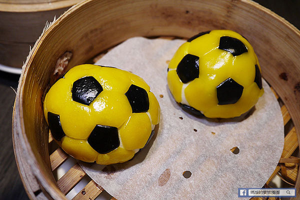 【鼎太極麻辣鍋】超炫女神火熖牛小排。四神獸湯底。台大麻辣鍋。捷運公館站麻辣鍋