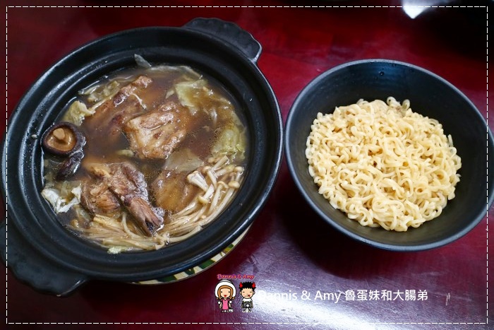 20170516《新竹竹北美食》肥佬田正宗肉骨茶。馬來西亞口味。梅干飯。特色湯頭順口好喝|南洋風味異國小吃推薦(影片) (9).jpg