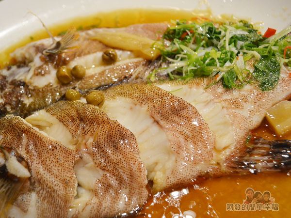 海釣族30-鮮露蒸海魚特寫