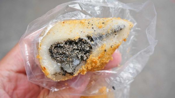 【台北美食】不老客家傳統麻糬-排隊人潮幾乎不間斷的爆強排隊美食