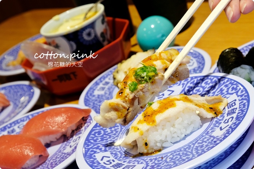 台中壽司控吃起來！藏壽司最新扭蛋萌翻天～拉拉熊變身握壽司太療癒，鮪魚祭系列壽司限時七天！藏壽司訂位連結看這邊