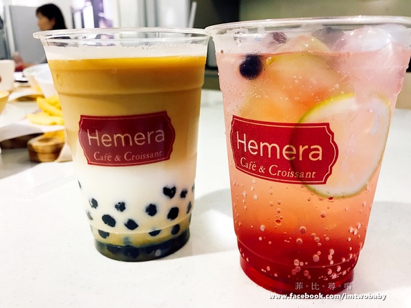 Hemera Cafe:【捷運美食】Hemera Cafe 夏日新品上市 招牌帕尼尼、美味可頌 涮嘴的比利時薯條就是要醬吃 超華麗的漸層飲料讓你hold住時尚! Hemera Cafe:【捷運美食】Hemera Cafe 夏日新品上市 招牌帕尼尼、美味可頌 涮嘴的比利時薯條就是要醬吃 超華麗的漸層飲料讓你hold住時尚!