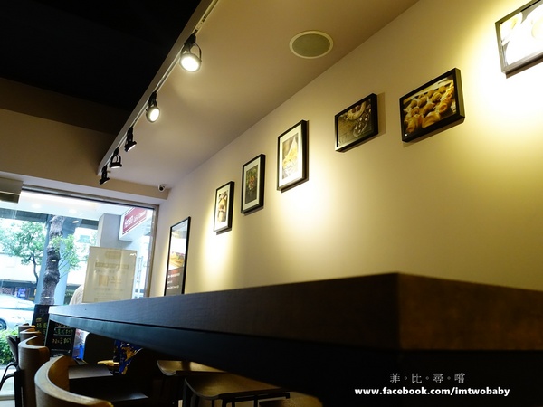 Hemera Cafe:【捷運美食】Hemera Cafe 夏日新品上市 招牌帕尼尼、美味可頌 涮嘴的比利時薯條就是要醬吃 超華麗的漸層飲料讓你hold住時尚! Hemera Cafe:【捷運美食】Hemera Cafe 夏日新品上市 招牌帕尼尼、美味可頌 涮嘴的比利時薯條就是要醬吃 超華麗的漸層飲料讓你hold住時尚!