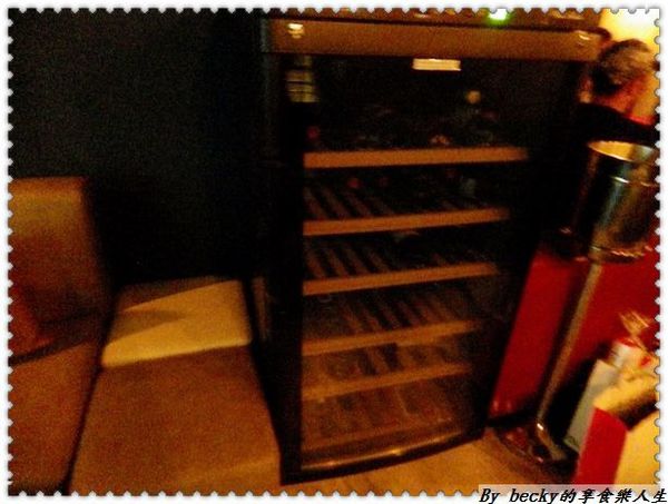 <捷運忠孝復興站>越夜越美麗之台北東區/特色酒吧/各國精緻餐點~Tiger Lily