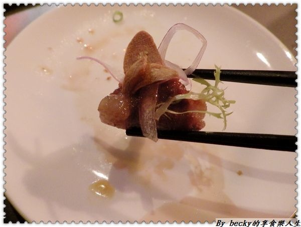 <捷運忠孝復興站>越夜越美麗之台北東區/特色酒吧/各國精緻餐點~Tiger Lily