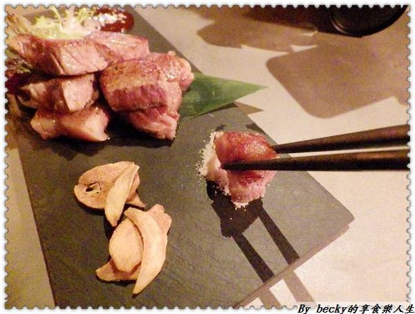 <捷運忠孝復興站>越夜越美麗之台北東區/特色酒吧/各國精緻餐點~Tiger Lily