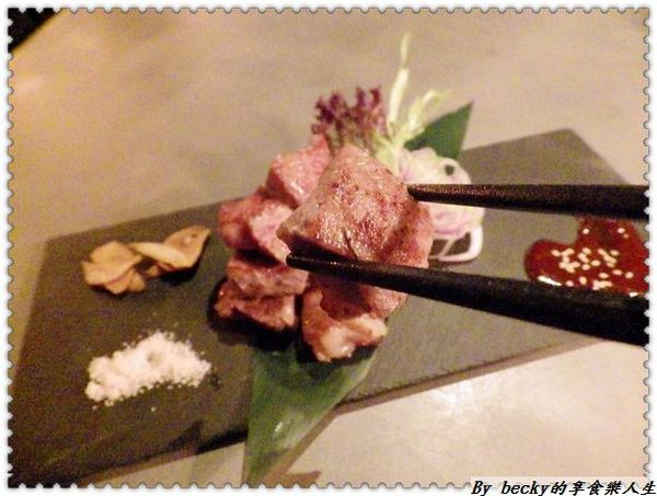 <捷運忠孝復興站>越夜越美麗之台北東區/特色酒吧/各國精緻餐點~Tiger Lily