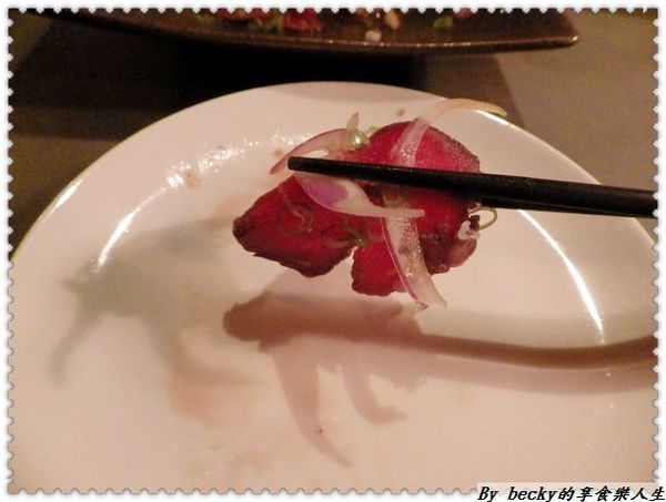 <捷運忠孝復興站>越夜越美麗之台北東區/特色酒吧/各國精緻餐點~Tiger Lily