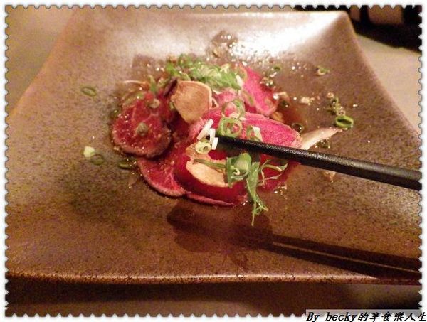 <捷運忠孝復興站>越夜越美麗之台北東區/特色酒吧/各國精緻餐點~Tiger Lily