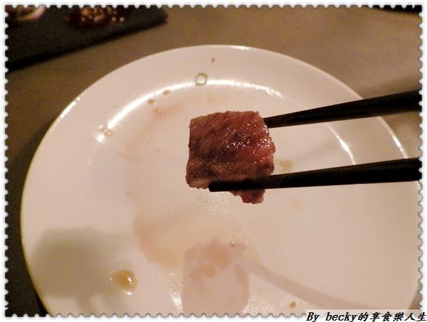 <捷運忠孝復興站>越夜越美麗之台北東區/特色酒吧/各國精緻餐點~Tiger Lily