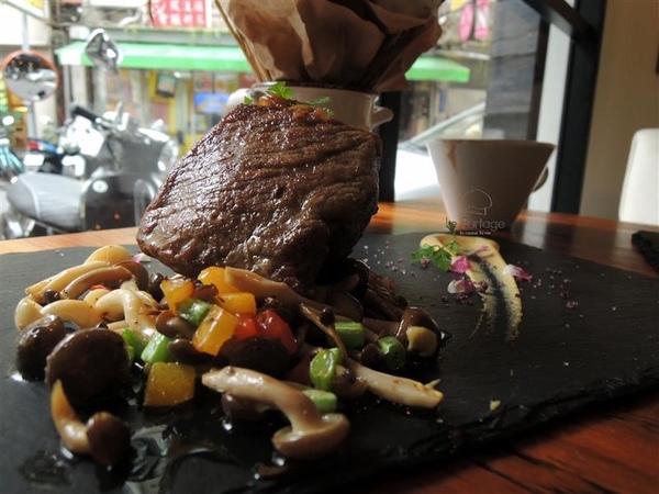 Le Partage 。樂享小法廚：信義安和 Le Partage 樂享小法廚 肋眼牛排推薦 聖誕套餐 跨年看101暢飲活動開跑囉~