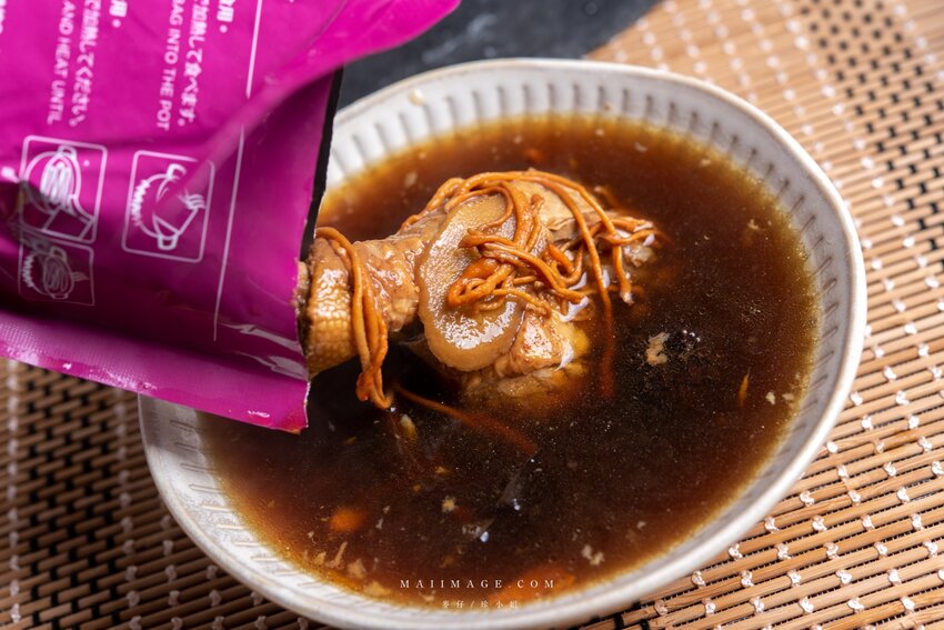 宅配推薦｜聯通漢芳～台北迪化街杜仲蟲草雞湯 x 桃膠雪蓮子銀耳露，天冷養生這包搞定，捷運北門站美食推薦