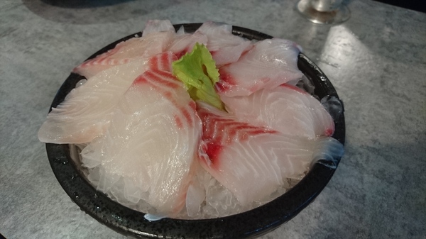 宇良食鍋物 ( 國安店 ):台中西屯區~宇良食健康鍋物~鑄鐵火鍋新吃法~冬天揪是要吃鍋~