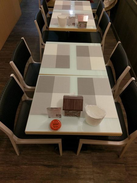 Love73House:Love73House-精誠路上新開幕的早午餐店 有美麗的店長替我們服務 餐點簡單份量很夠單價又低 還有超美味的乳酪蛋糕必吃 喜歡拍照的人也有一個小天地