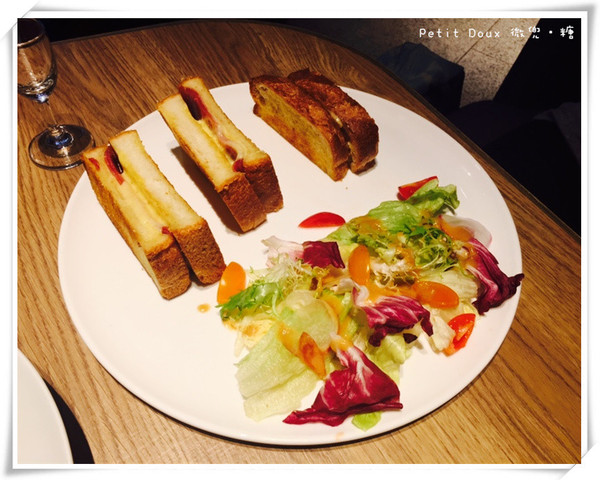 Petit Doux:【台北大安】Petit Doux.微兜 Café Bistro咖啡小酒館