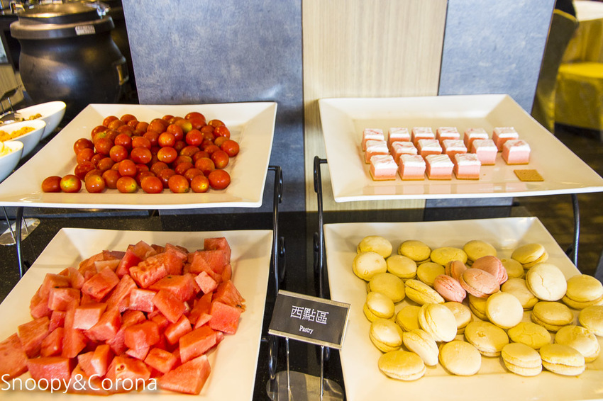 【雲林住宿】斗六火車站住宿推薦／緻麗伯爵酒店～入住親子房輕鬆度假，頂樓露天酒吧賞夜景私房景點