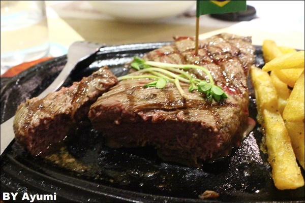 牛排小子(三峽店)：[食記]Steak boy牛排小子－火烤厚切牛排、 義大利麵、 西班牙海鮮燉飯、 焗烤～近三峽北大！！！