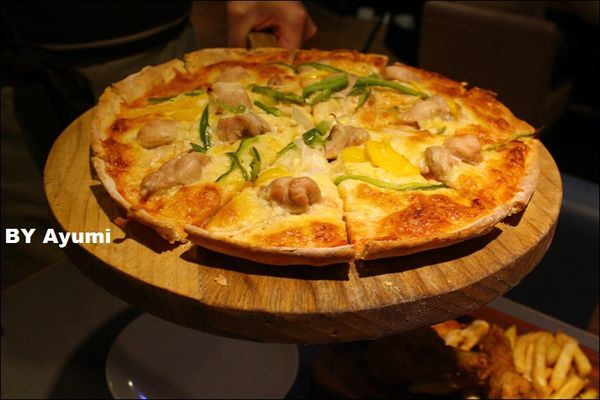 義米蘭Pizza&Pasta(沙鹿店)：『愛評體驗團』❤手做現烤披薩&炸物吃到飽❤義米蘭Pizza&Pasta / 沙鹿店