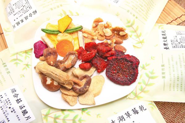 【免出門也能買年貨】宅配美食菓青市集-過年送禮自用兩相宜