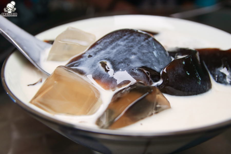 吳家豆花 八寶冰 芒果冰 熱甜湯-5752.jpg