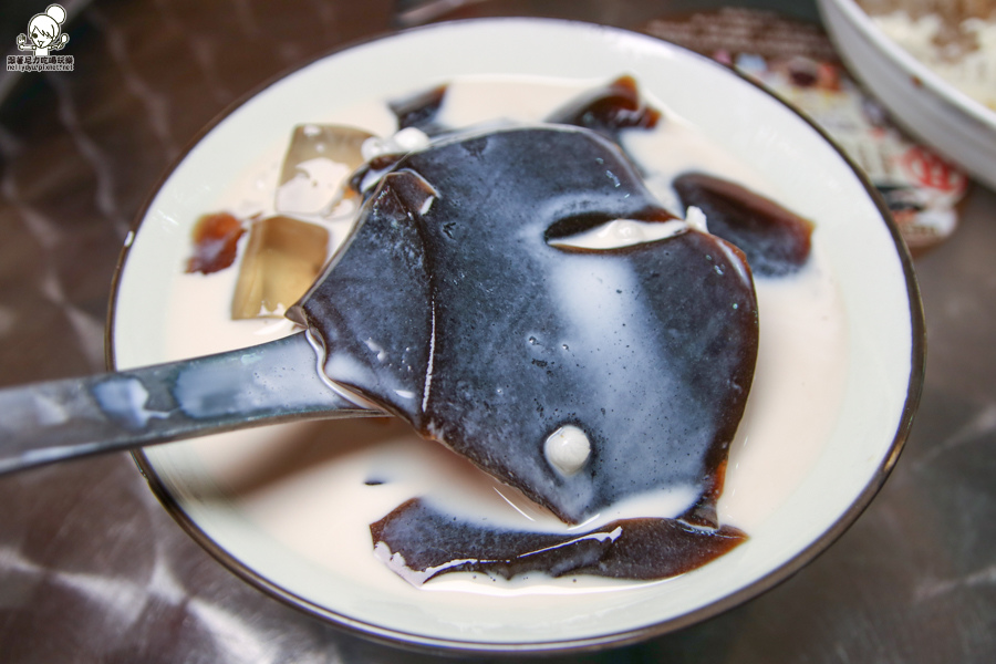 吳家豆花 八寶冰 芒果冰 熱甜湯-5759.jpg