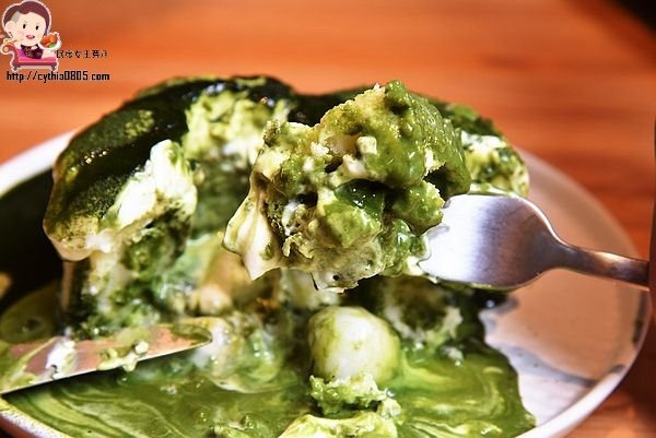 桃園區美食-長腿實驗室-抹茶融岩蛋糕太誘人,IG超熱門打卡點再度塞爆 @民宿女王芽月-美食.旅遊.全台趴趴走