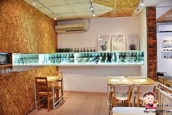 桃園區美食-長腿實驗室-抹茶融岩蛋糕太誘人,IG超熱門打卡點再度塞爆 @民宿女王芽月-美食.旅遊.全台趴趴走