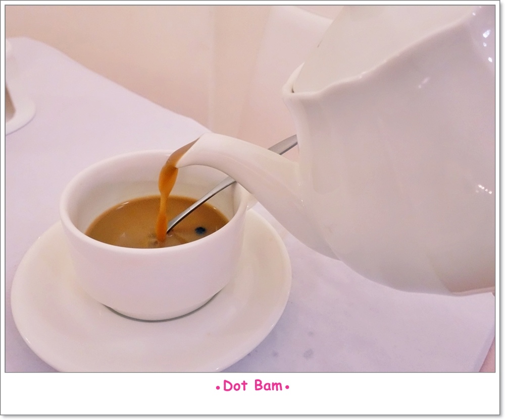 雨菓西餐 杭菊普洱珍珠鮮奶茶 2.JPG