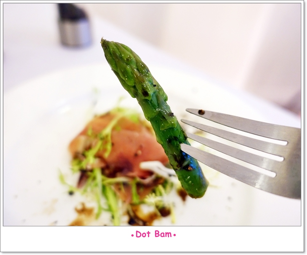 雨菓西餐 前菜 西班牙索蘭諾火腿 3.JPG