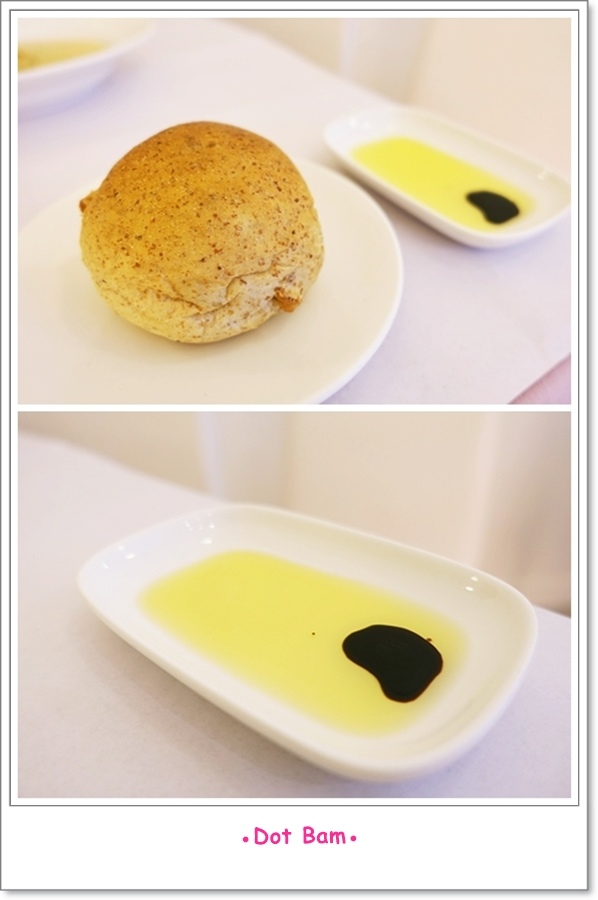 雨菓西餐 餐前麵包.jpg