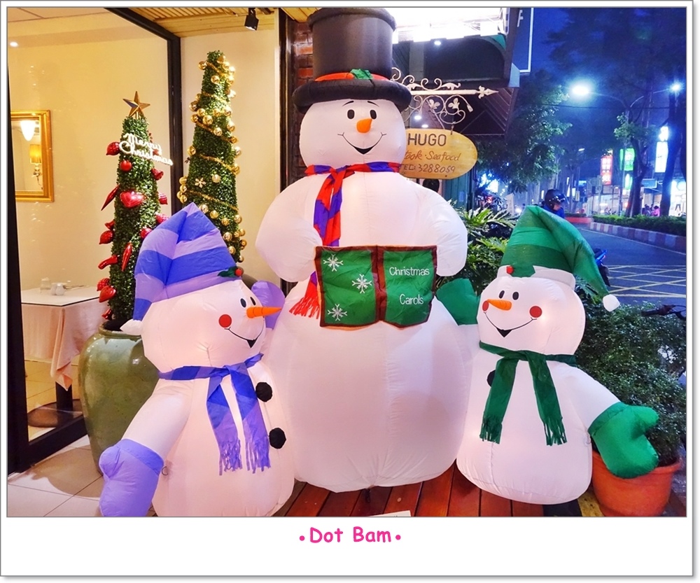 雨菓西餐 門口 3.JPG