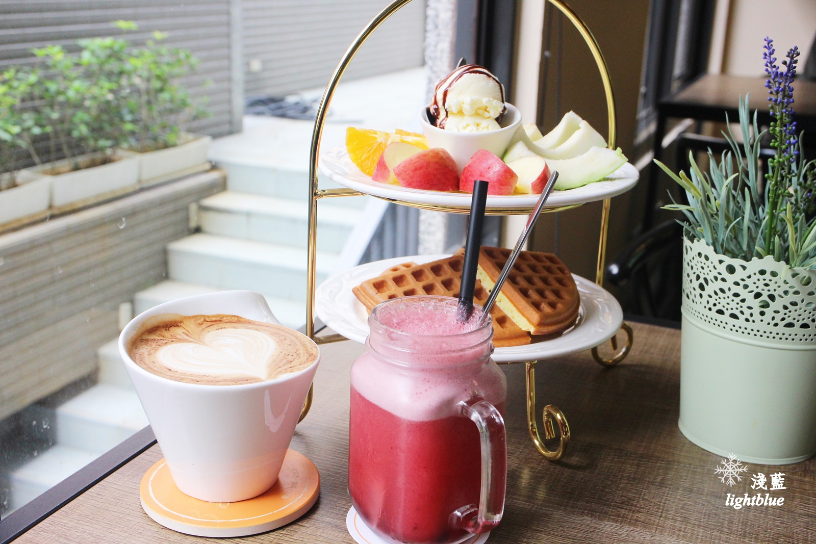 桃園龜山美食：淺藍 × 37cafe～幽靜巷弄的高cp值義大利麵燉飯，還有六種口味手作乳酪球