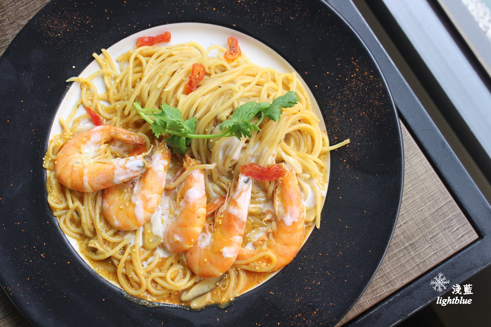 桃園龜山美食：淺藍 × 37cafe～幽靜巷弄的高cp值義大利麵燉飯，還有六種口味手作乳酪球