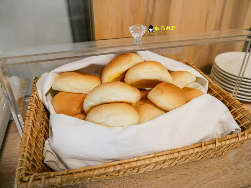 桃園龜山美食》37 Cafe●隱身巷弄內挑高透明玻璃屋咖啡廳 桃園市民/當月壽星9折優惠 招牌綜合乳酪球 桃園美食/桃園餐廳 - 軟西，遊記