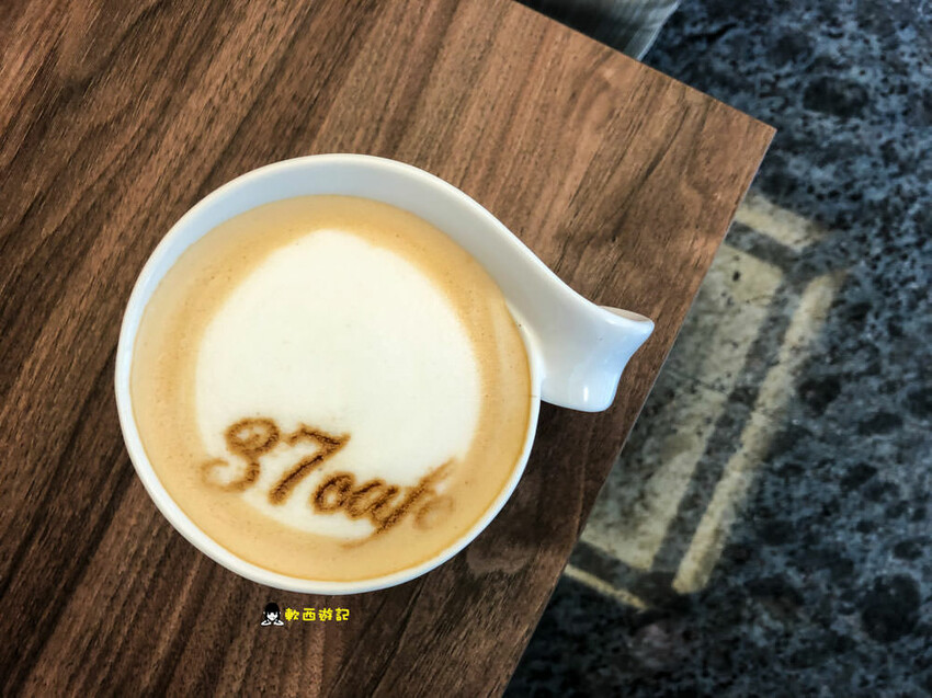 桃園龜山美食》37 Cafe●隱身巷弄內挑高透明玻璃屋咖啡廳 桃園市民/當月壽星9折優惠 招牌綜合乳酪球 桃園美食/桃園餐廳 - 軟西，遊記