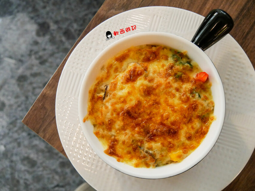 桃園龜山美食》37 Cafe●隱身巷弄內挑高透明玻璃屋咖啡廳 桃園市民/當月壽星9折優惠 招牌綜合乳酪球 桃園美食/桃園餐廳 - 軟西，遊記