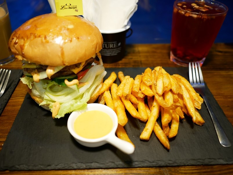 【板橋府中美食】Lins Burger林斯漢堡美式餐廳-美式漢堡