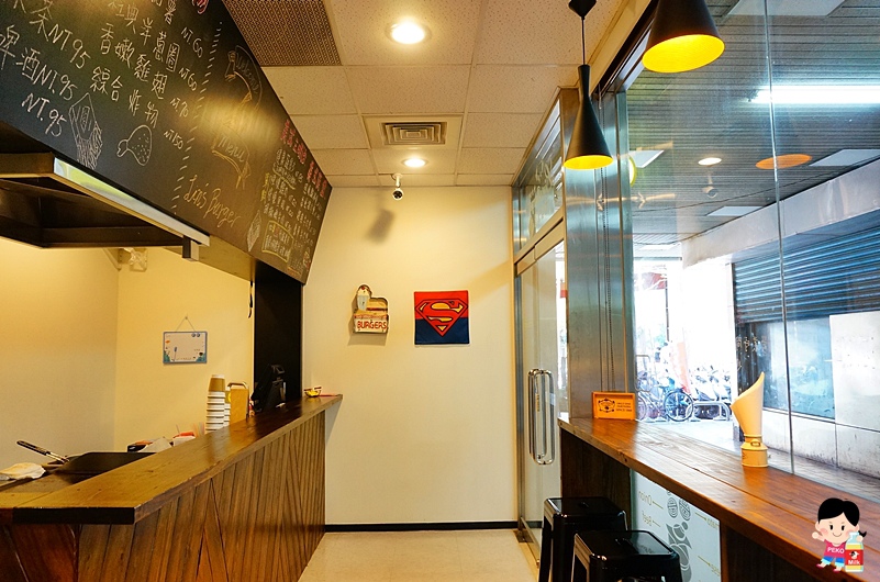 林斯漢堡美式餐廳.Lin's Burger.板橋早午餐.板橋美式餐廳.板橋漢堡推薦.府中站美食.板橋美食.團體聚餐包場.林斯漢堡菜單.